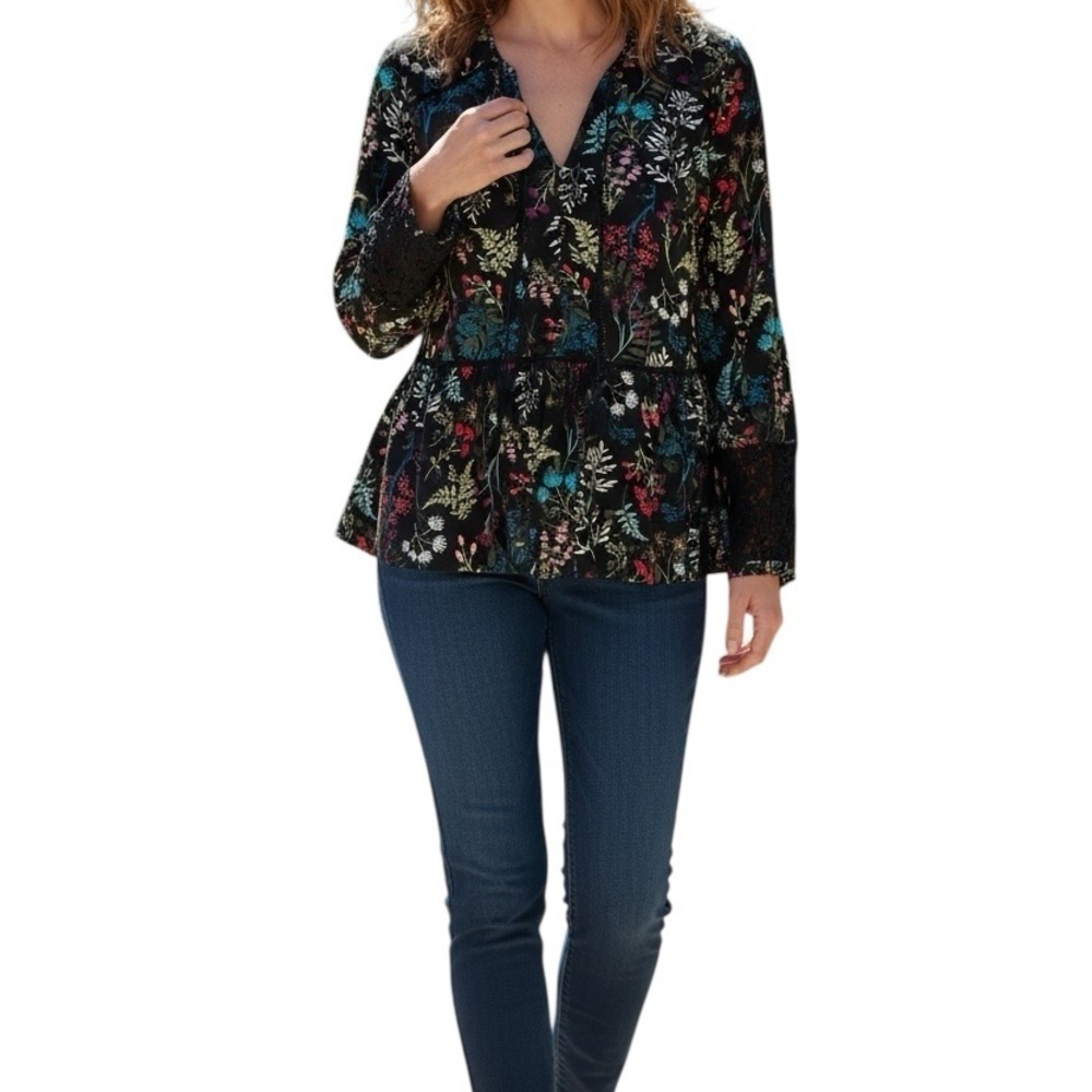 T Tahari Black Long Sleeve Floral Blouse with front ties and Tassels S - Picture 8 of 8